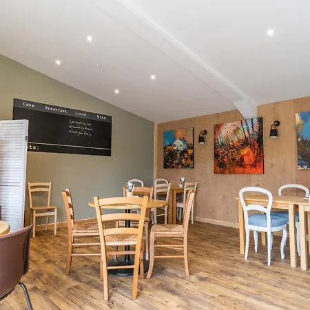 The Woodland Collection, 10 Mins From Beaches Hayle